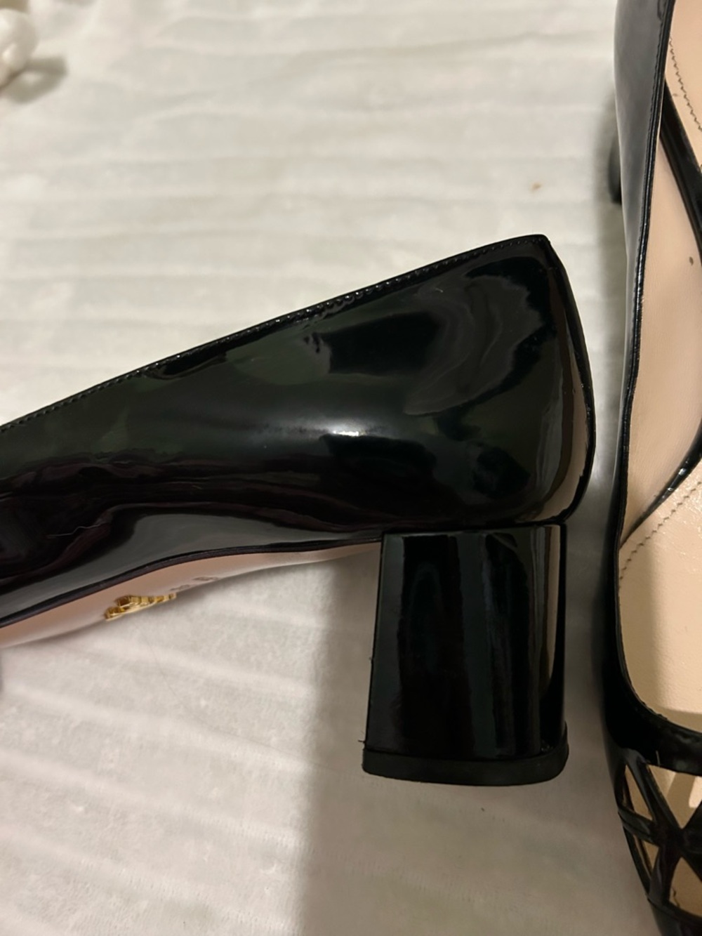Prada patent leather 2 inch heel - Picture 5 of 17